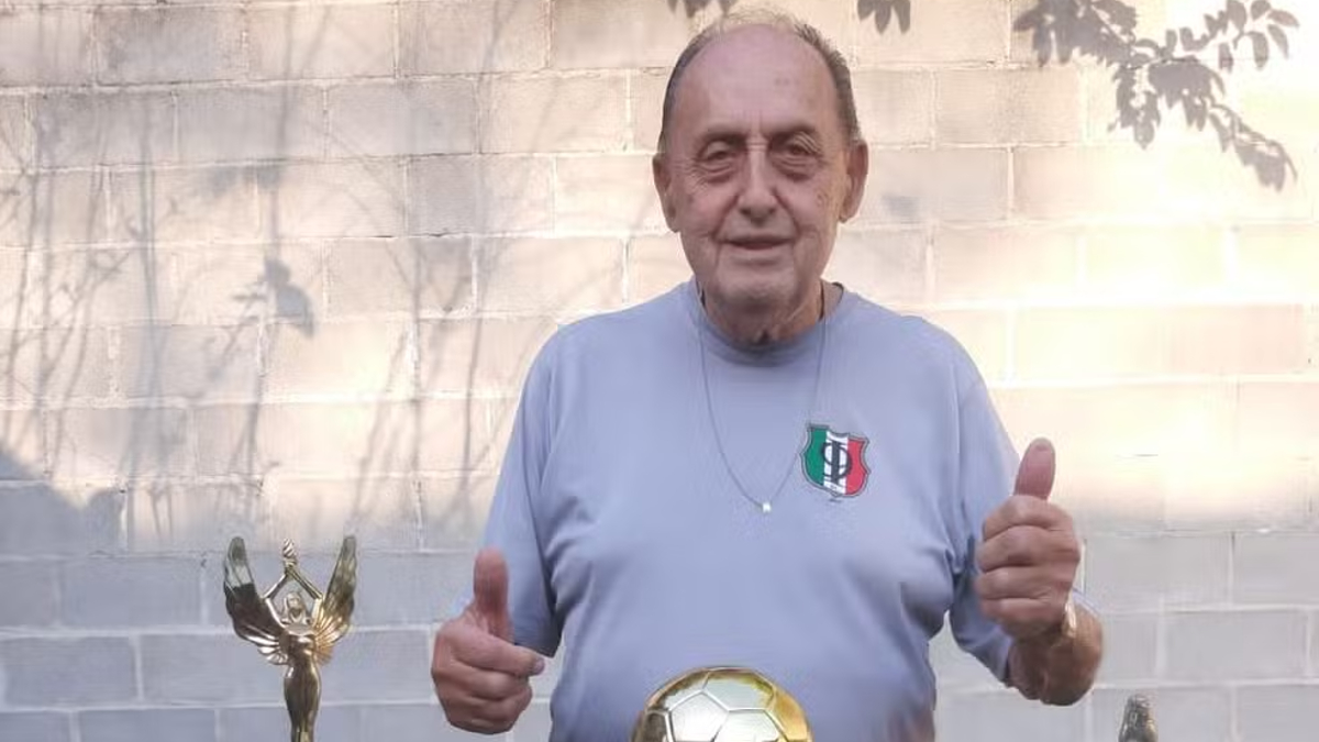 Amílton Noffke, técnico de futebol.