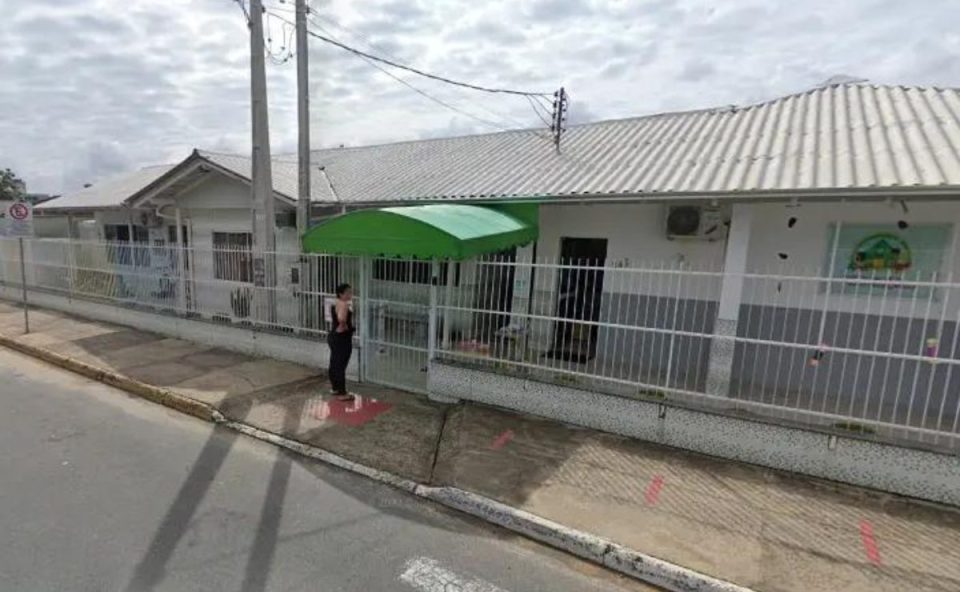 APRESENTADOR PRESO