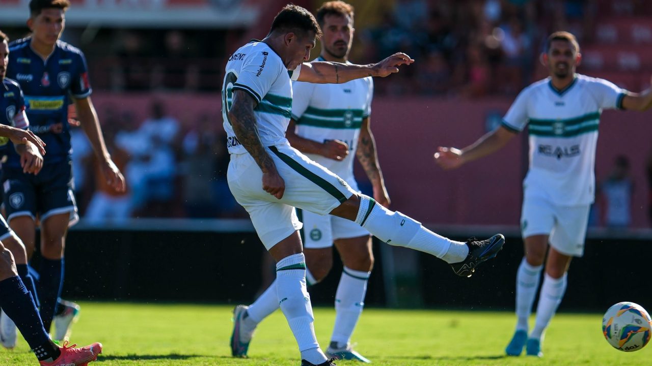 Robson em Cianorte x Coritiba