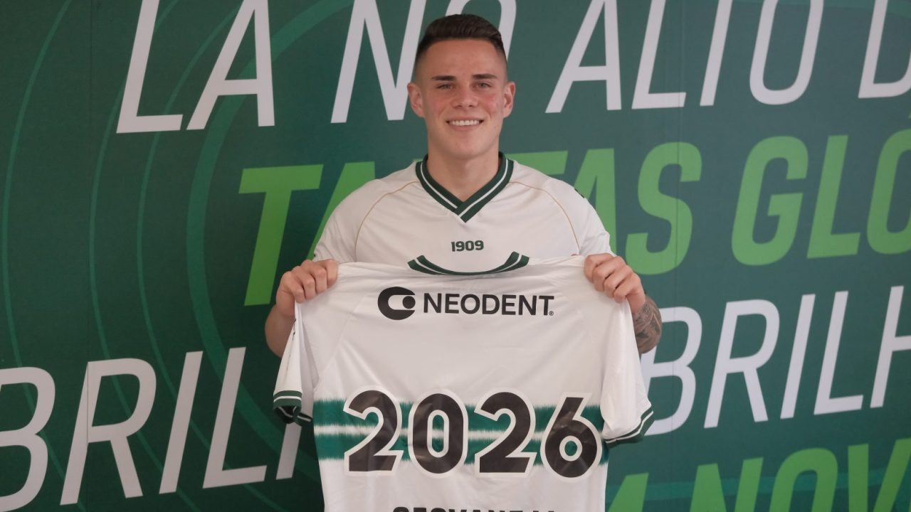 Geovane Meurer renovou com o Coritiba.