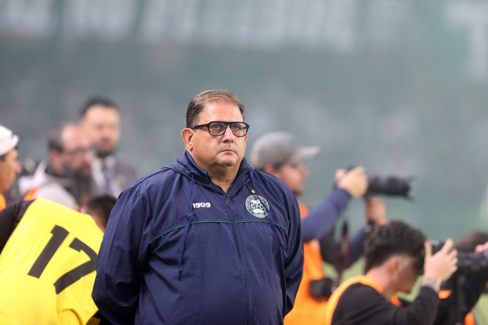 Guto Ferreira durante Coritiba x Maringá.