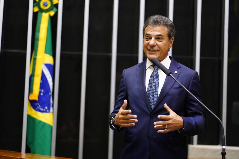 Decidido a disputar a prefeitura de Curitiba, Richa critica gestão de Greca e conta por que não foi para o PL