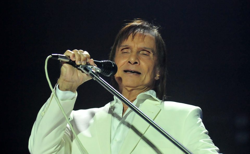 roberto-carlos-arena-da-baixada-curitiba-foto-ernani-ogata (12)