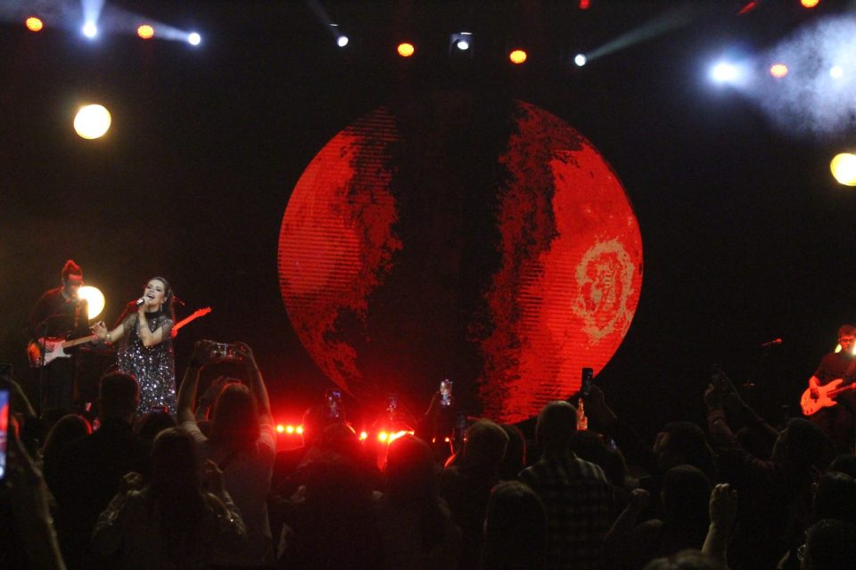 sandy-em-curitiba-galeria-1-foto-lucas-sarzi (15)