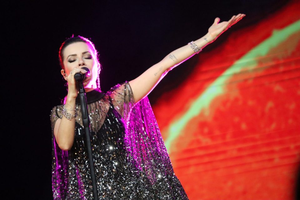 sandy-em-curitiba-galeria-1-foto-lucas-sarzi (3)