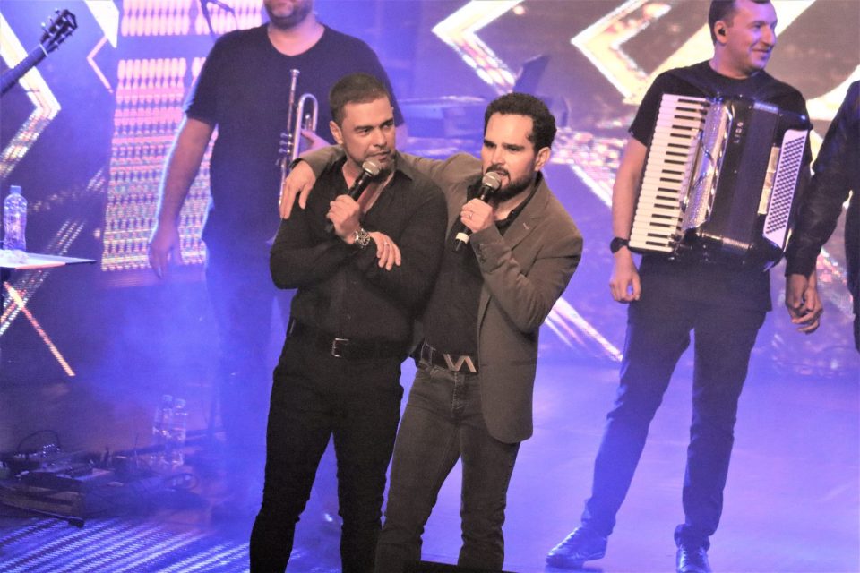 zeze-di-camargo-e-luciano-show-novos-tempos-curitiba-foto-lucas-sarzi (10)