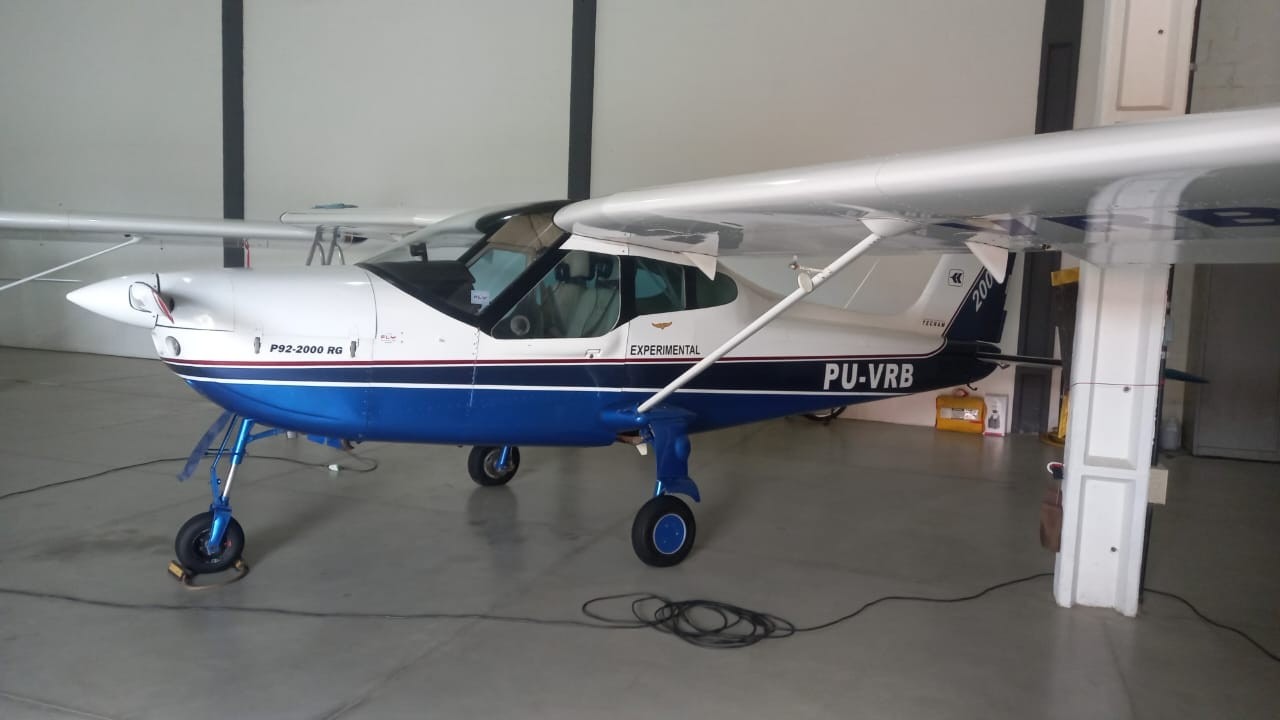AVIÃO
