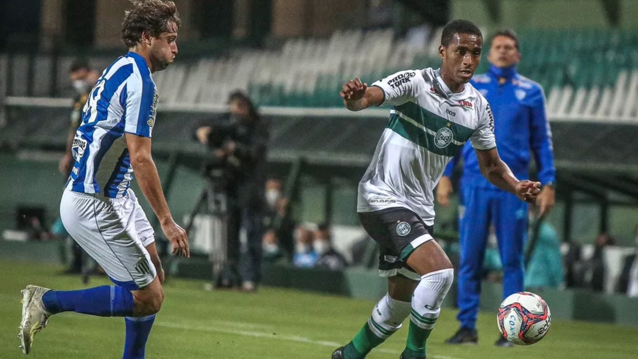 Coritiba x Avaí, pela Série B de 2021.