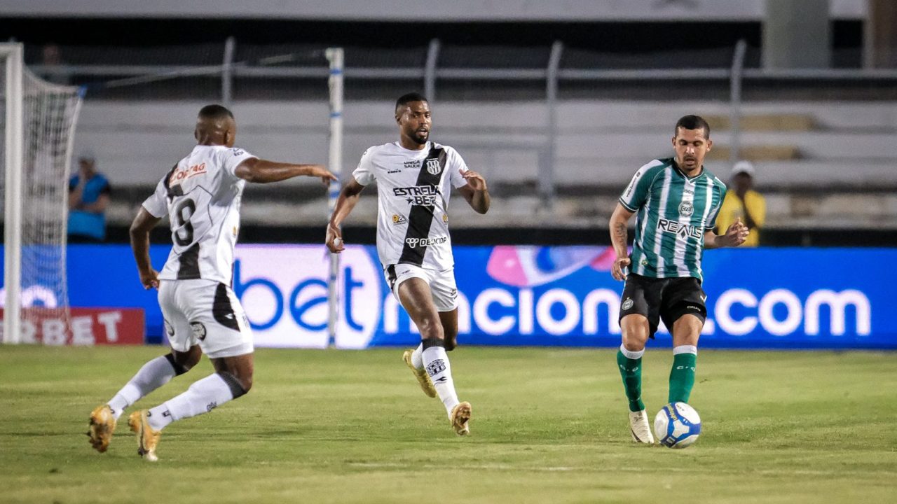 Lance de Ponte Preta x Coritiba, pela Série B
