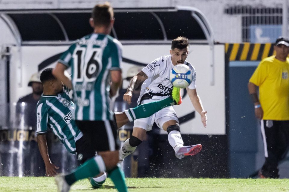 Lance de Ponte Preta x Coritiba, pela Série B