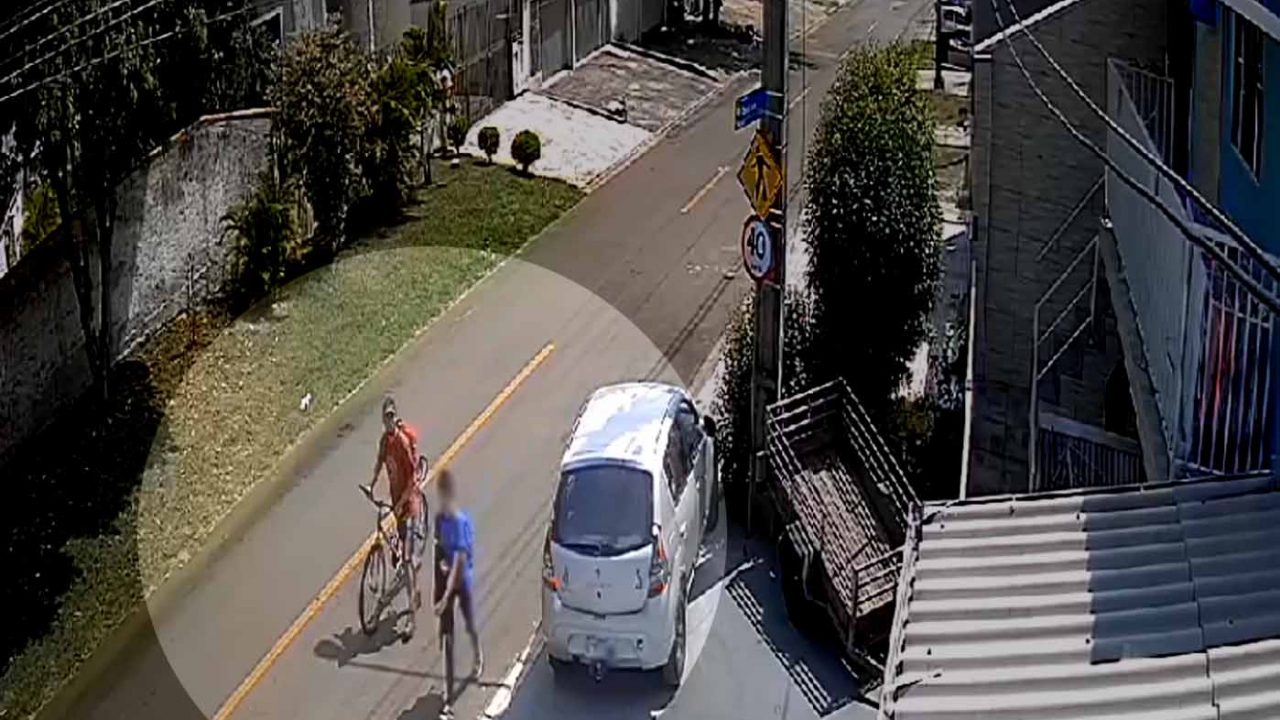 mãe denuncia assédio filha Curitiba