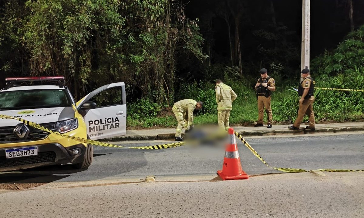 suspeito-assalto-morre-apontar-arma-pms