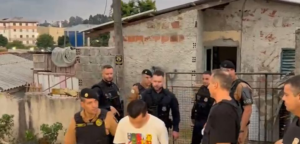 Suspeitos de executar jovem e incendiá-lo em 'micro-ondas' são presos em São José dos Pinhais