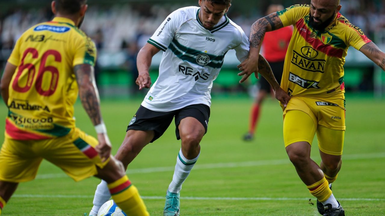 Bruno Melo, zagueiro do Coritiba