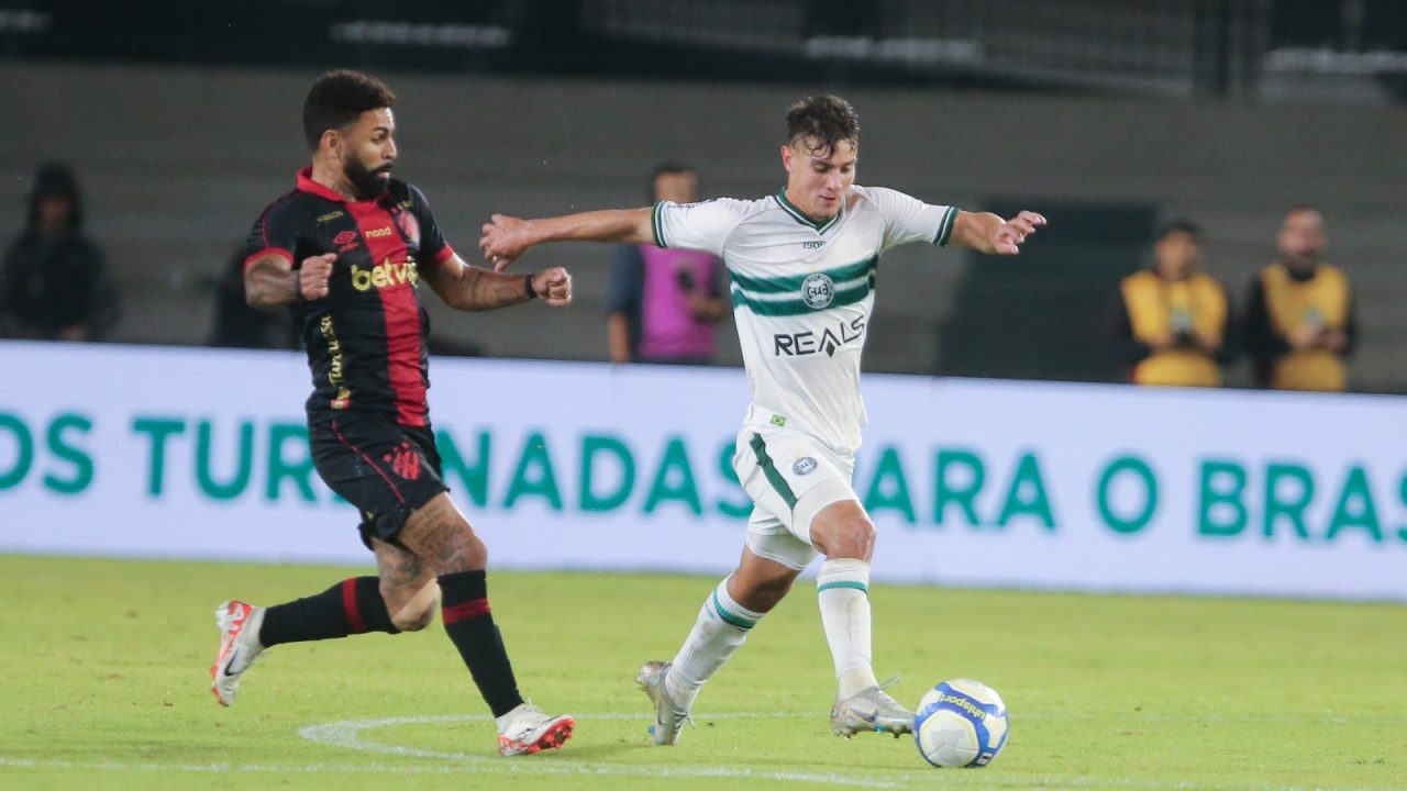 Lance de Coritiba x Sport, pela Série B