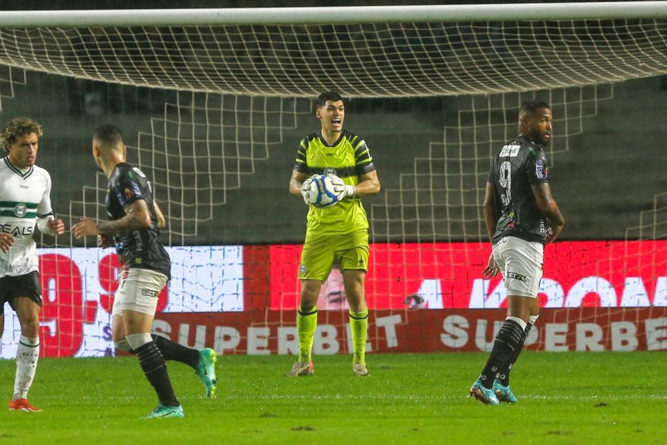 Pedro Morisco, goleiro do Coritiba.