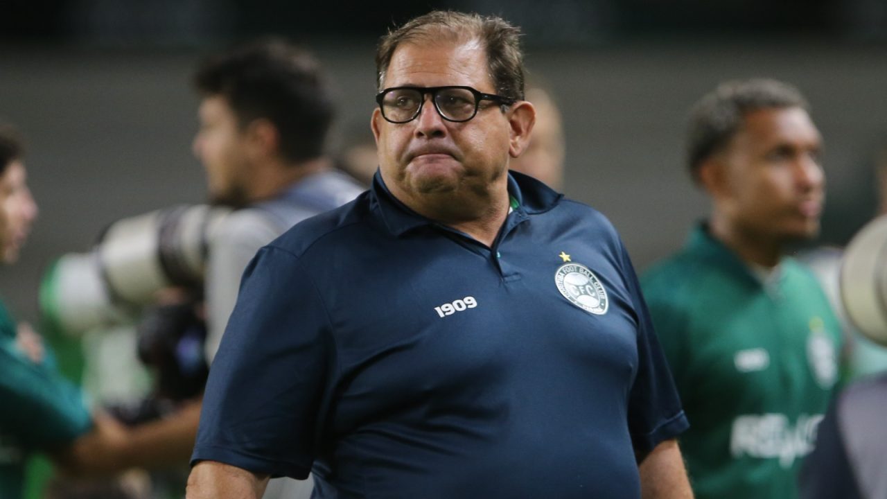 Guto Ferreira, ex-técnico do Coritiba.
