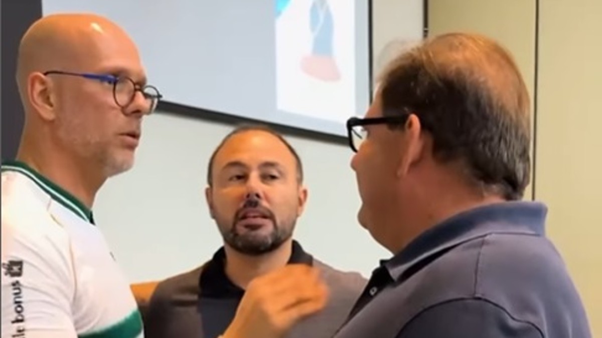 Xuxa conversa com Amodeo e Guto Ferreira no Coritiba