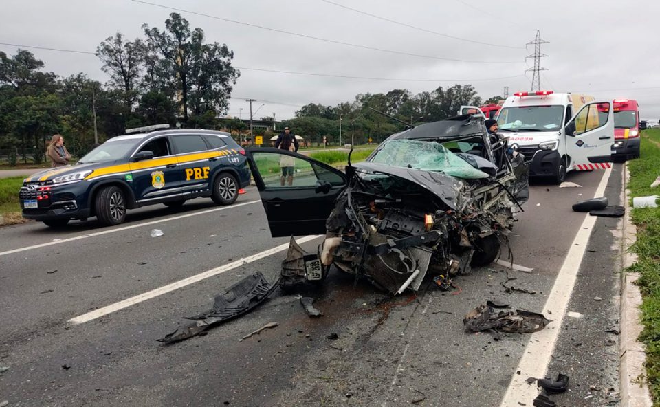 acidente-com-morte-dois-carros-rodovia-do-xisto-cic-2