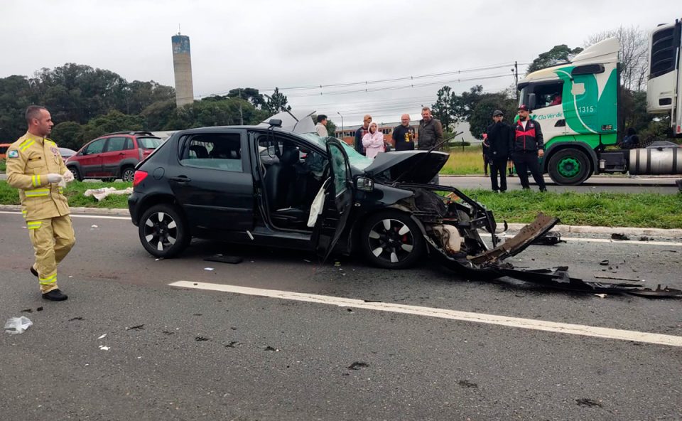 acidente-com-morte-dois-carros-rodovia-do-xisto-cic-3