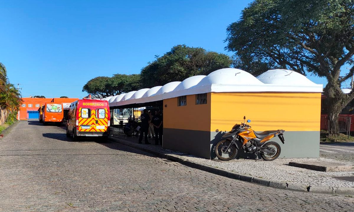 briga-onibus-terminal-centenario-curitiba-2