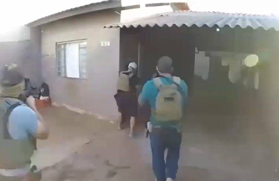 Sequestradores que exigiram R$ 1 milhão à família de idoso no Paraná ajudaram vítima um ano antes do crime
