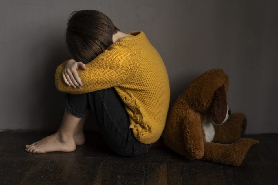 non-explicit-image-child-abuse