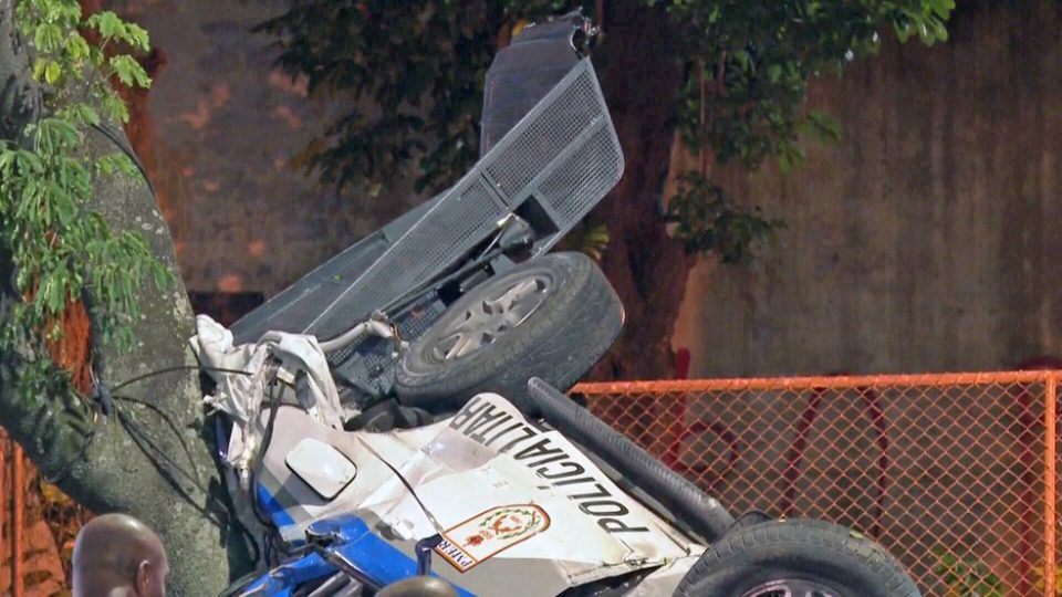 Perseguição policial termina com 4 mortos no Rio; PMs estão entre vítimas