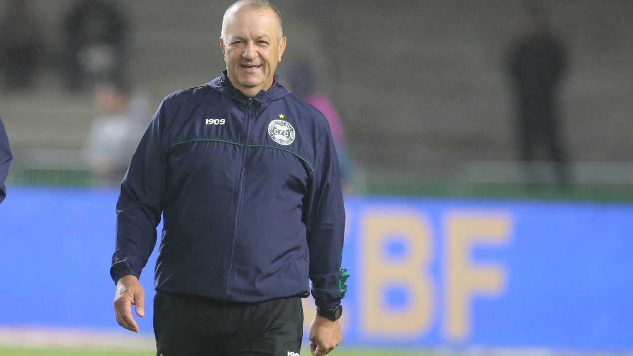 James Freitas, técnico interino do Coritiba