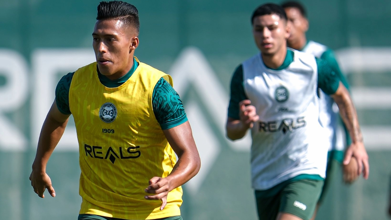 Sebástian Gómez, volante do Coritiba.