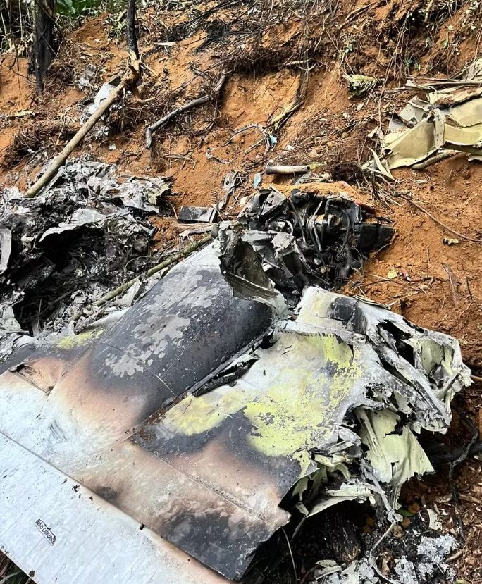 Avião que caiu e matou duas pessoas tentou pousar no aeroporto de Joinville antes do acidente