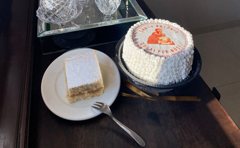 bolo de santo antonio
