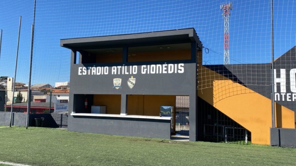 Estádio Atílio Gionédis, que vai receber Patriotas x Paraná Clube.