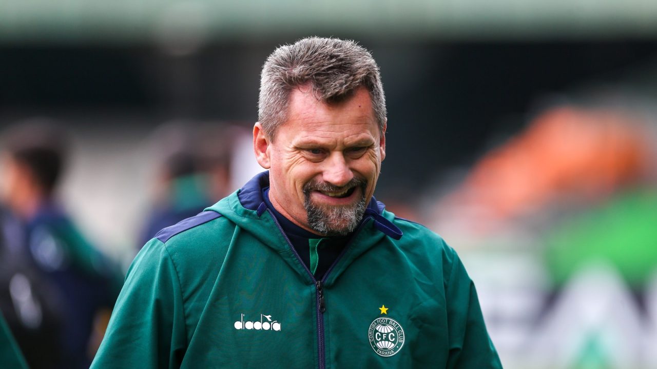 Fábio Matias na época como técnico do Coritiba