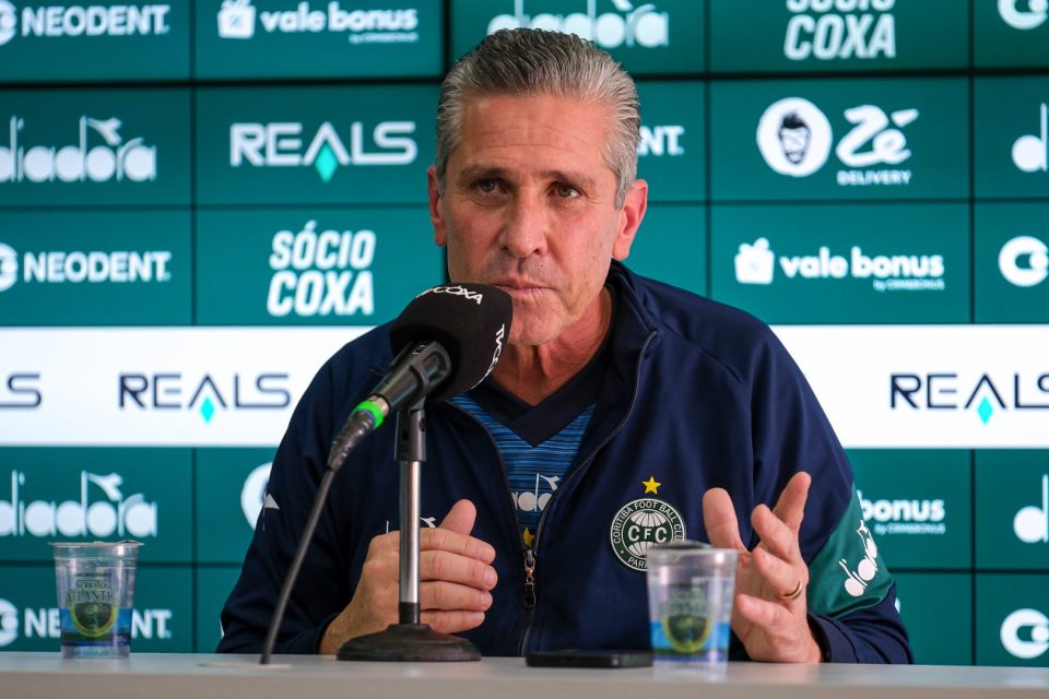 Jorginho, em entrevista coletiva do Coritiba
