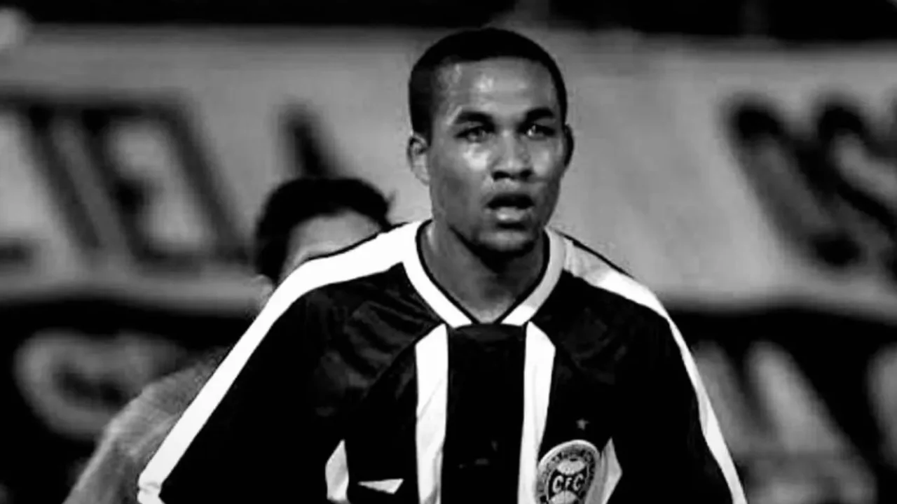 Jucemar, ex-lateral do Coritiba.