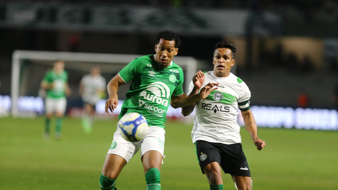 Robson em Coritiba x Chapecoense