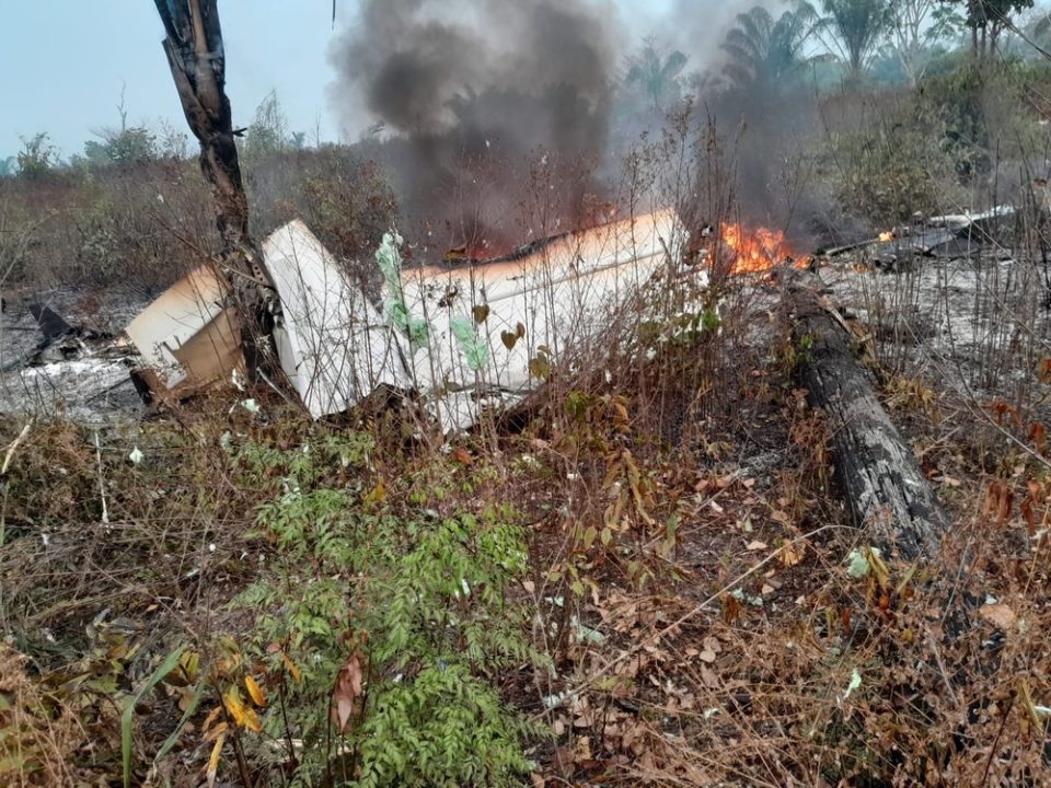queda-aviao-mato-grosso-2