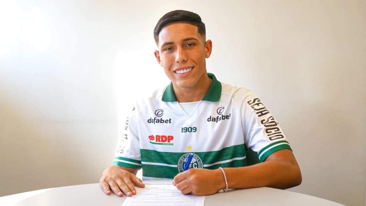 Brayan foi emprestado pelo Coritiba.