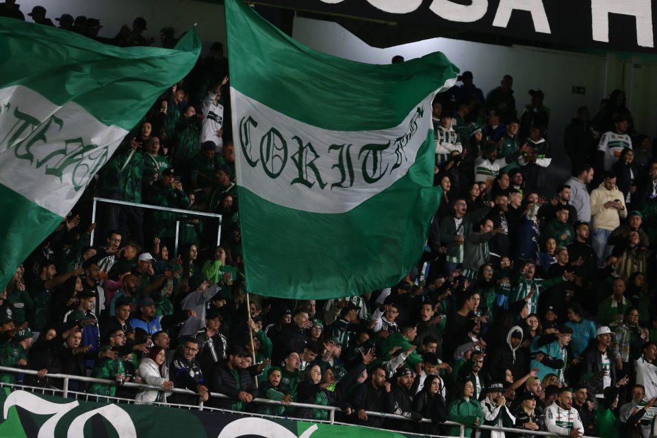 Torcida do Coritiba no Couto Pereira.