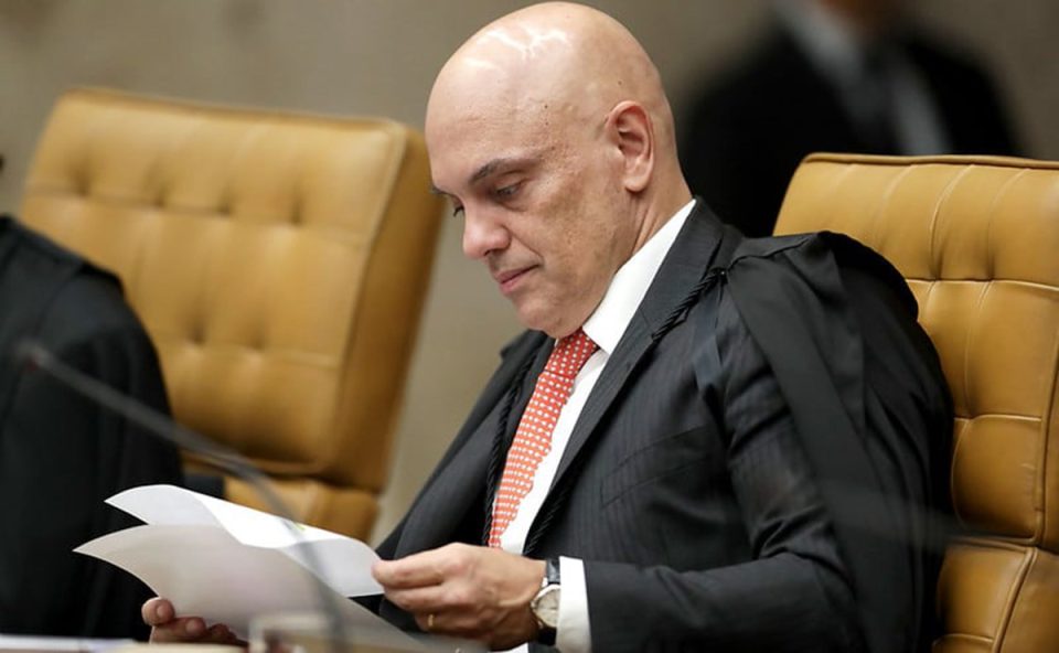 alexandre-de-moraes-mantem-bloqueio-x