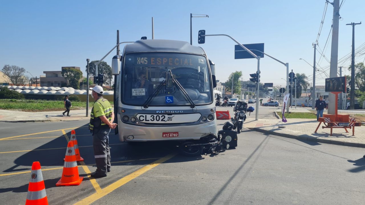 motociclista-ferido-onibus-acidente-capao-da-imbuia
