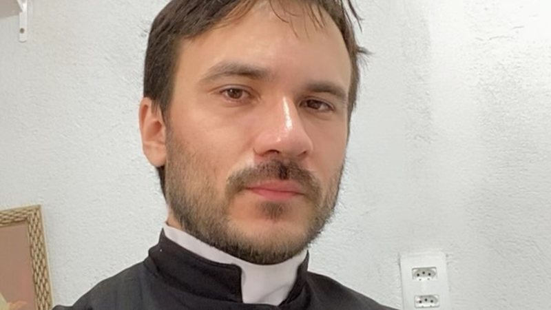 padre-fabricio-rodrigues_widelg