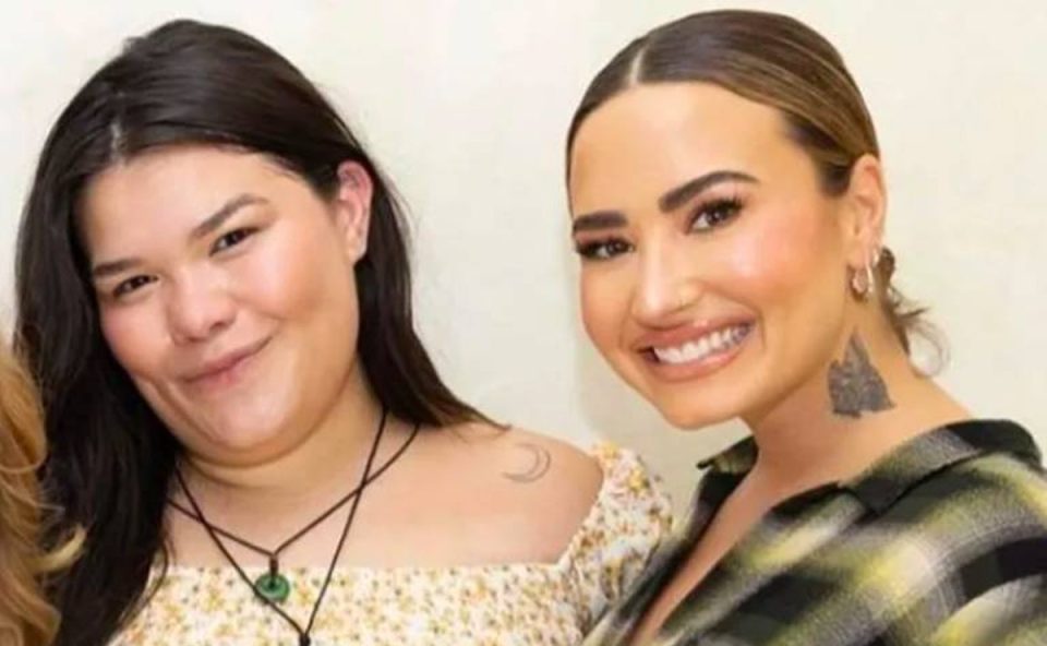Demi-Lovato-perde-sobrinha-no-parto
