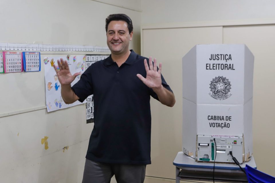 Ratinho-jr-vota-em-curitiba