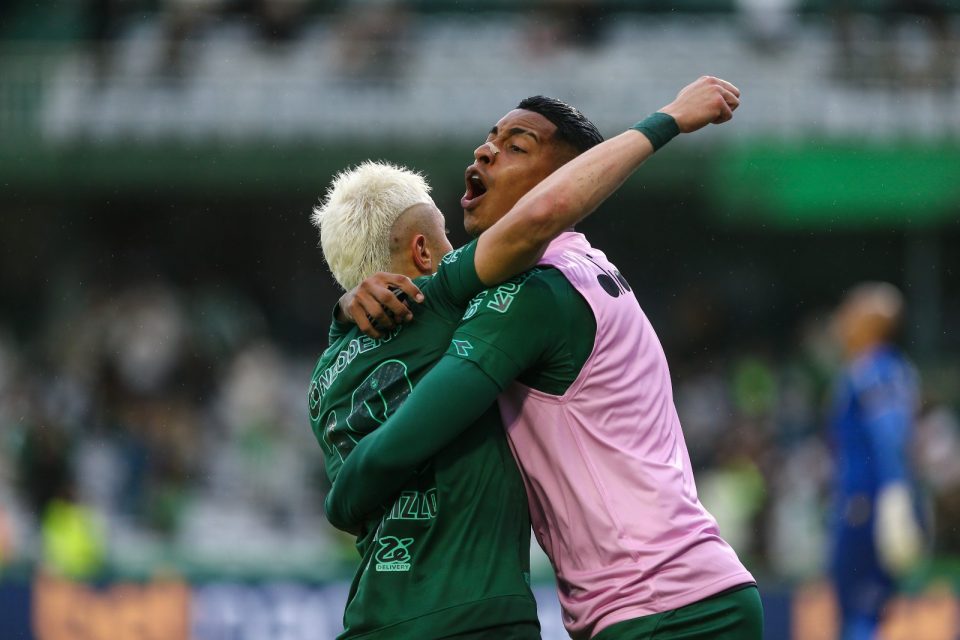 Coritiba precisa da vitória para se aproximar de vez do G4; adversário é melhor mandante da Série B