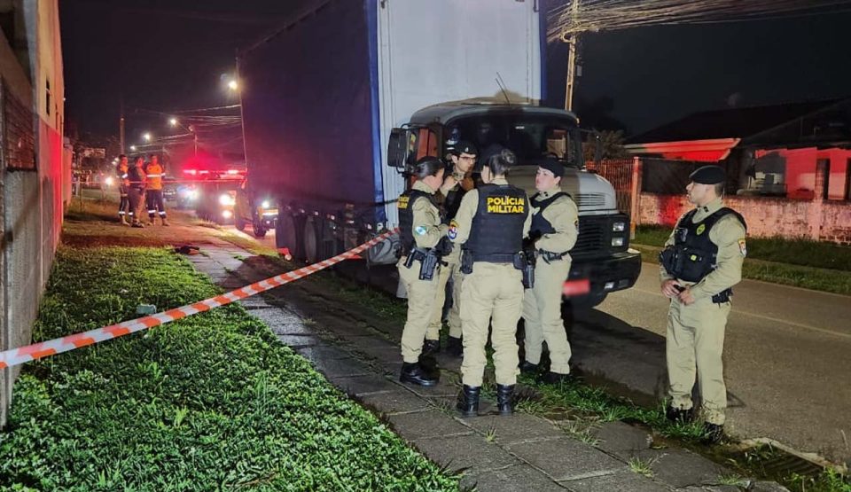 jovem baleado quississana sao jose pinhais