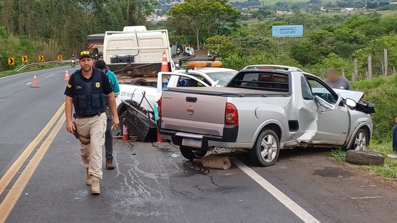 Idoso morre em batida frontal com viatura de concessionária na BR-153, no Paraná