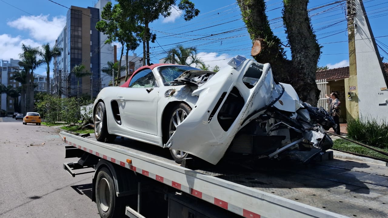 porsche bate cabral