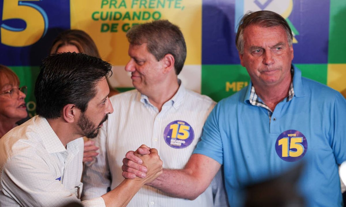 satisfação-poder-se-sentir-útil-diz-Bolsonaro-evento-campanha-com-Nunes